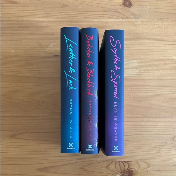 Fairyloot Ruinous love set Brynne Weaver - Picture 2 of 5